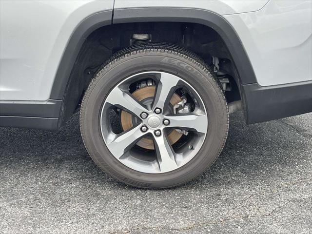 2025 Jeep Grand Cherokee L Limited 4x4
