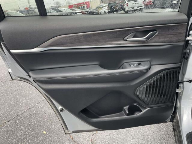 2025 Jeep Grand Cherokee L Limited 4x4