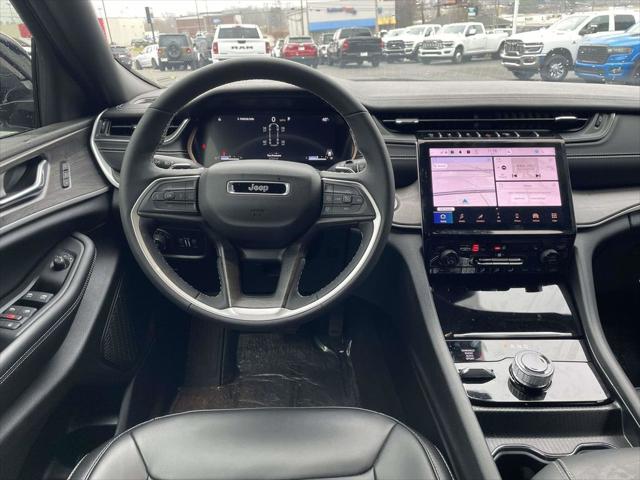 2025 Jeep Grand Cherokee L Limited 4x4