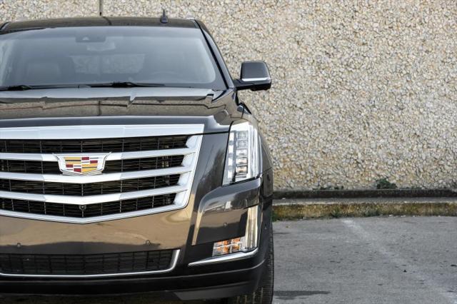 2017 Cadillac Escalade Luxury