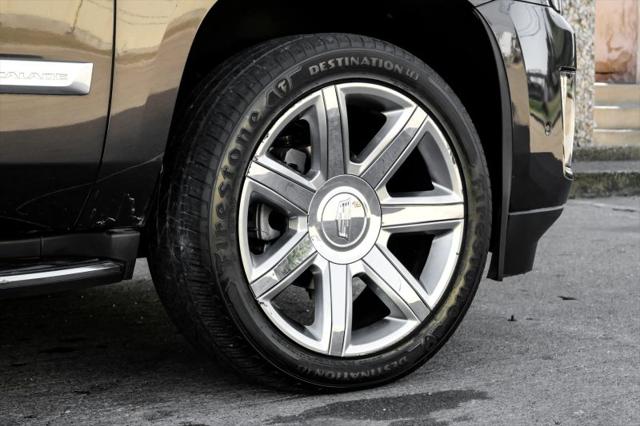 2017 Cadillac Escalade Luxury