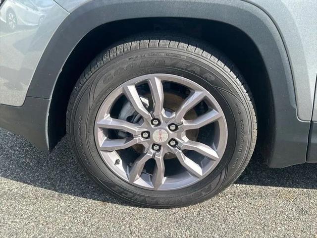 2023 GMC Terrain AWD SLT