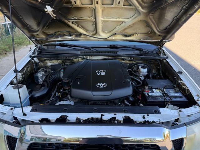 2011 Toyota Tacoma Base V6