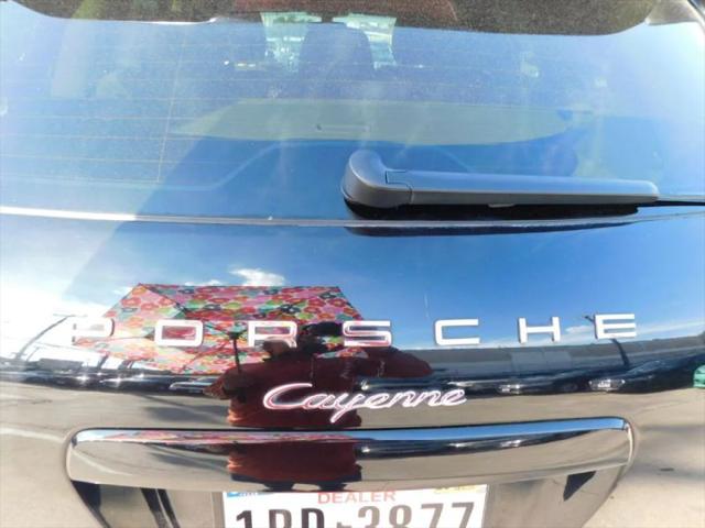 2014 Porsche Cayenne Platinum Edition