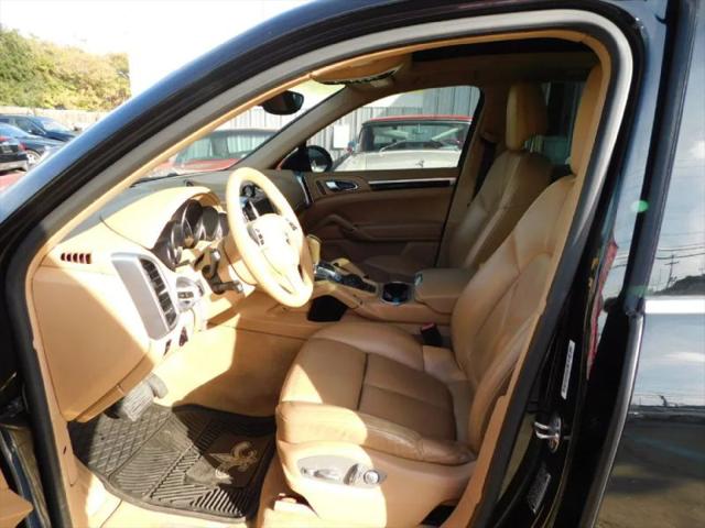 2014 Porsche Cayenne Platinum Edition