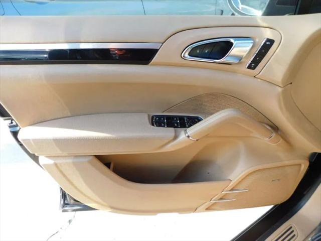 2014 Porsche Cayenne Platinum Edition