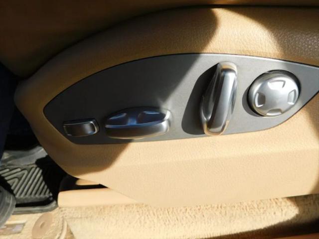 2014 Porsche Cayenne Platinum Edition