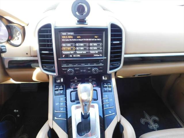 2014 Porsche Cayenne Platinum Edition