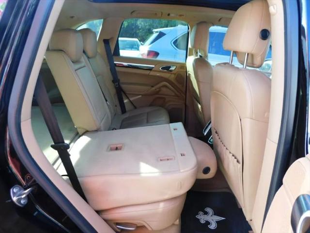 2014 Porsche Cayenne Platinum Edition