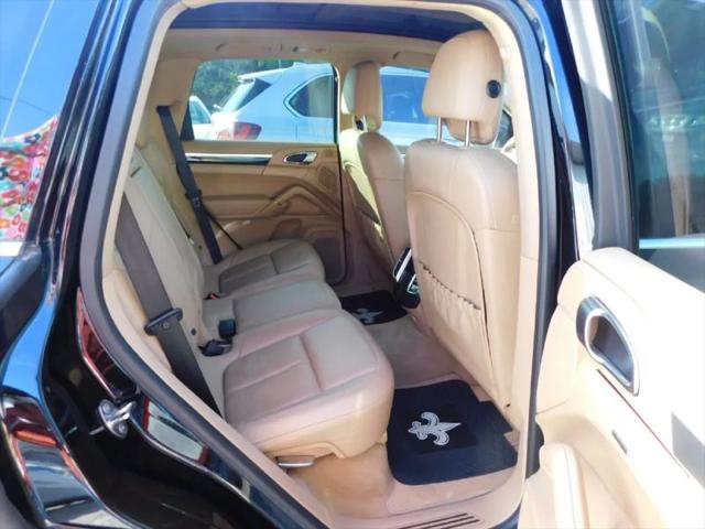 2014 Porsche Cayenne Platinum Edition