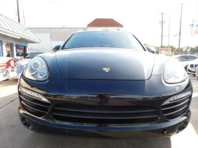 2014 Porsche Cayenne Platinum Edition