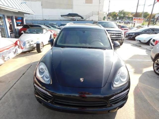 2014 Porsche Cayenne Platinum Edition