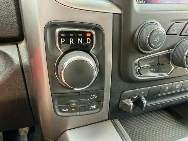 2023 Ram 1500 Classic SLT Crew Cab 4x4 5'7" Box