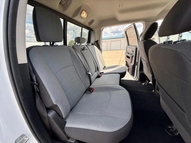 2023 Ram 1500 Classic SLT Crew Cab 4x4 5'7" Box