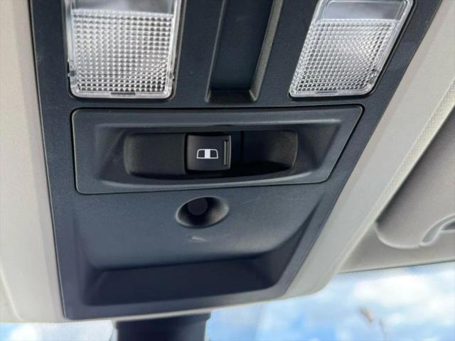 2023 Ram 1500 Classic SLT Crew Cab 4x4 5'7" Box