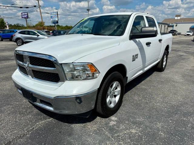 2023 Ram 1500 Classic SLT Crew Cab 4x4 5'7" Box
