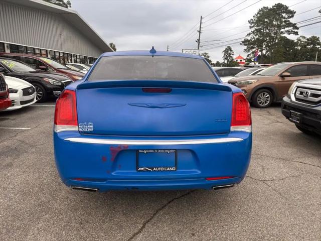 2018 Chrysler 300 Touring