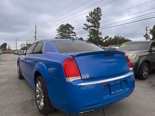 2018 Chrysler 300 Touring