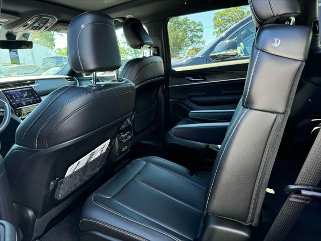 2025 Jeep Grand Cherokee L Limited 4x4