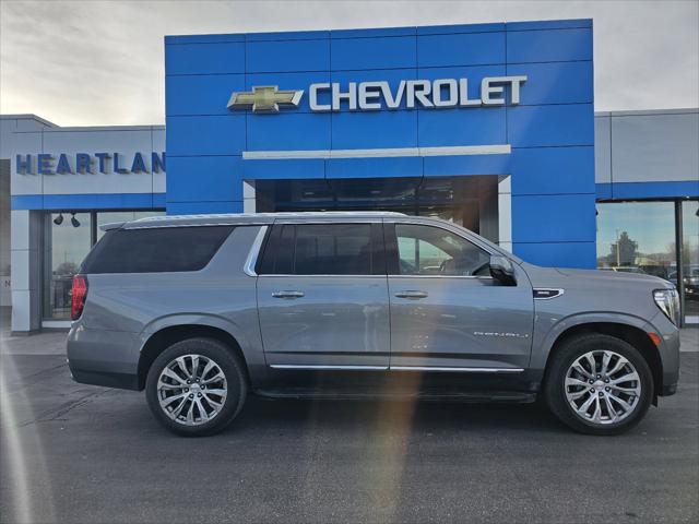 2022 GMC Yukon XL 4WD Denali