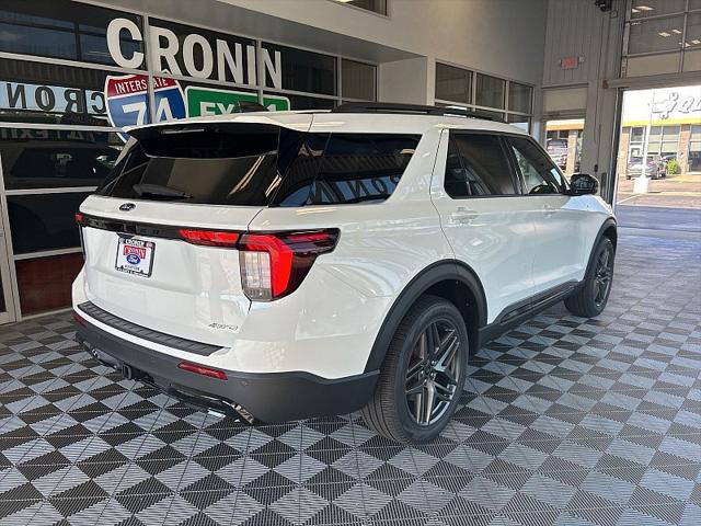 2025 Ford Explorer ST-Line