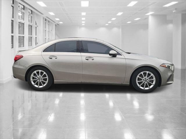 2021 Mercedes-Benz A 220 A 220 2021 Mercedes-Benz A 220 A 220