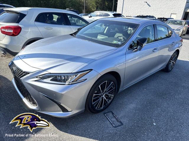 2024 Lexus ES 300h 300h