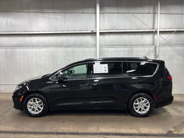 Used 2021 Chrysler Pacifica For Sale in Wilmington, OH