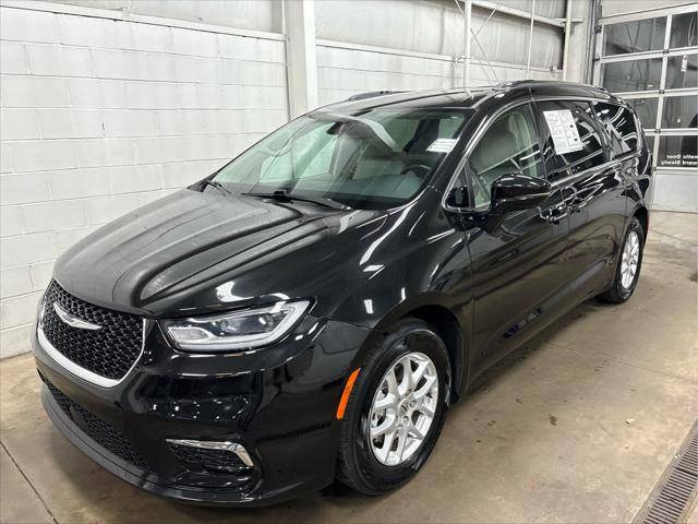 Used 2021 Chrysler Pacifica For Sale in Wilmington, OH