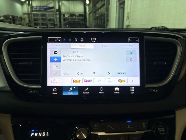 Used 2021 Chrysler Pacifica For Sale in Wilmington, OH