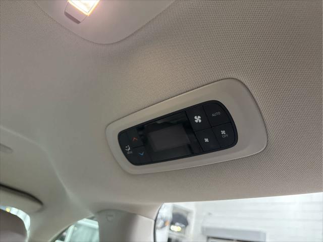 Used 2021 Chrysler Pacifica For Sale in Wilmington, OH
