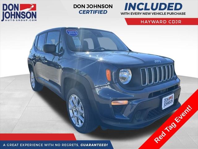 2023 Jeep Renegade Latitude 4x4 2023 Jeep Renegade Latitude 4x4