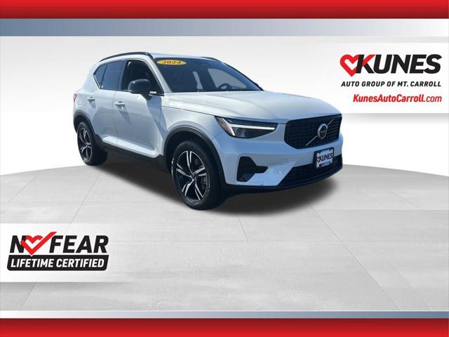 2024 Volvo XC40 B5 Core 2024 Volvo XC40 B5 Core