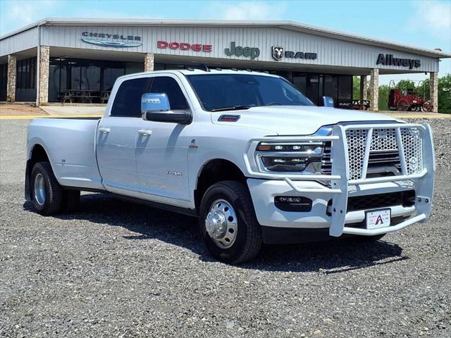 2025 RAM 3500 Laramie Crew Cab 4x4 8 Box