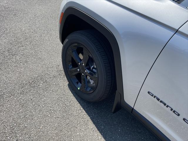 2025 Jeep Grand Cherokee L Altitude X 4x4