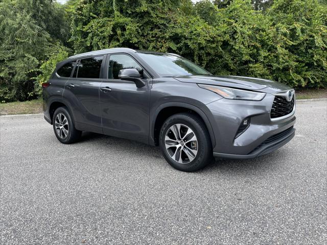 2023 Toyota Highlander Hybrid XLE
