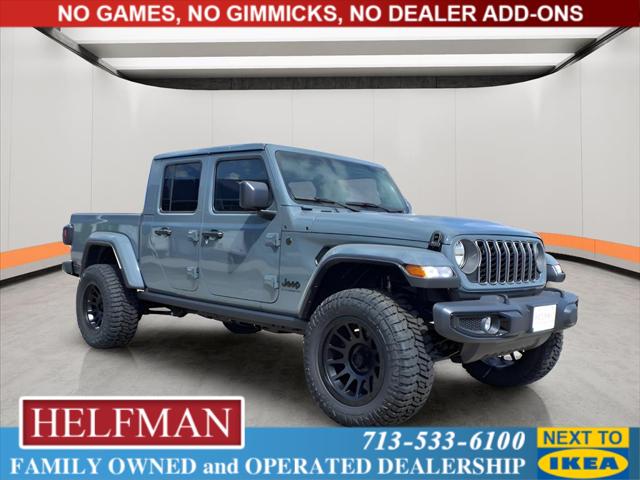 2025 Jeep Gladiator GLADIATOR NIGHTHAWK 4X4