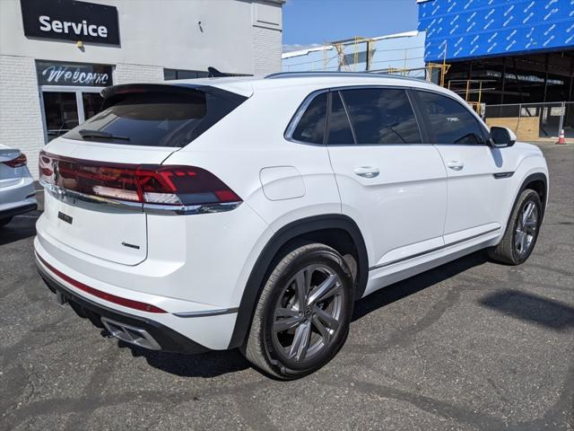 2024 Volkswagen Atlas Cross Sport 2.0T SEL R-Line