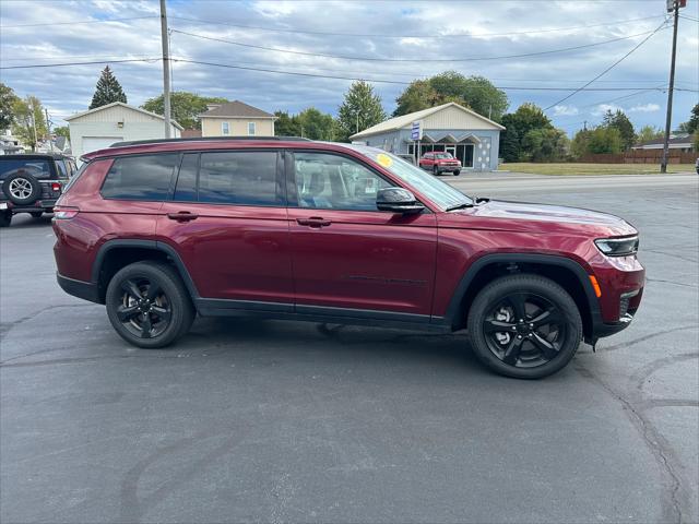 2023 Jeep Grand Cherokee L Limited 4x4 2023 Jeep Grand Cherokee L Limited 4x4