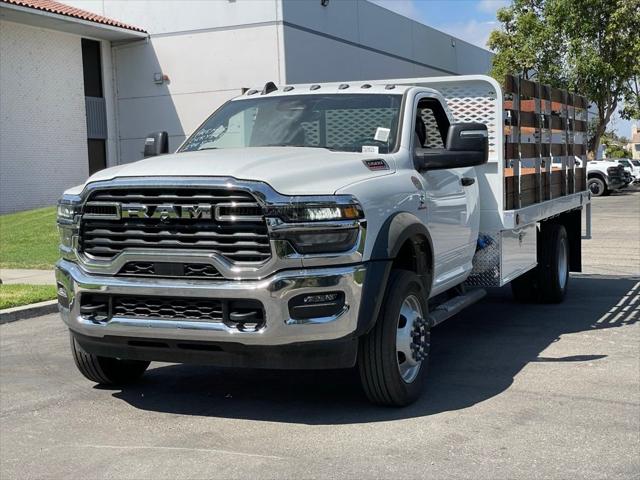2026 RAM Ram 5500 Chassis Cab RAM 5500 TRADESMAN CHASSIS REGULAR CAB 4X2 108 CA