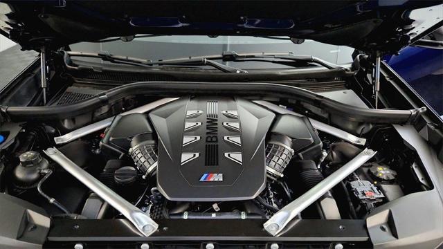 2026 BMW X7 M60i