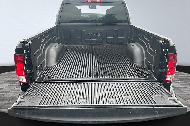 2024 Ram 1500 Classic SLT Quad Cab 4x2 6'4" Box