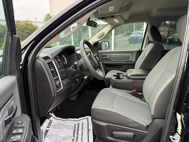 2024 Ram 1500 Classic SLT Quad Cab 4x2 6'4" Box