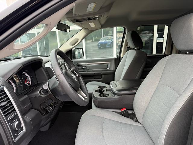 2024 Ram 1500 Classic SLT Quad Cab 4x2 6'4" Box