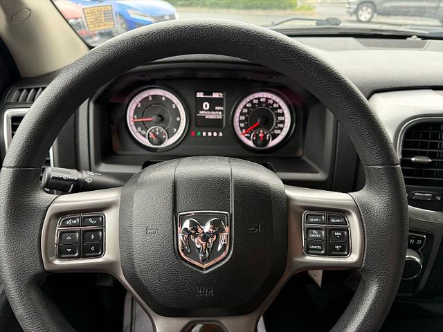 2024 Ram 1500 Classic SLT Quad Cab 4x2 6'4" Box