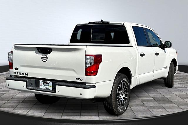 2023 Nissan Titan Crew Cab SV 4x2