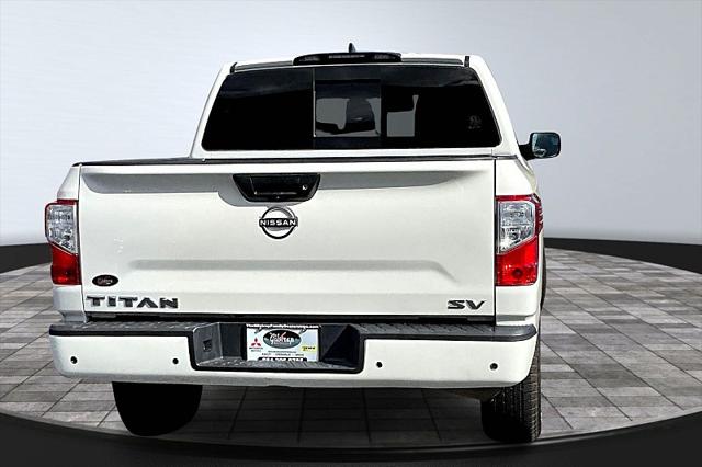 2023 Nissan Titan Crew Cab SV 4x2