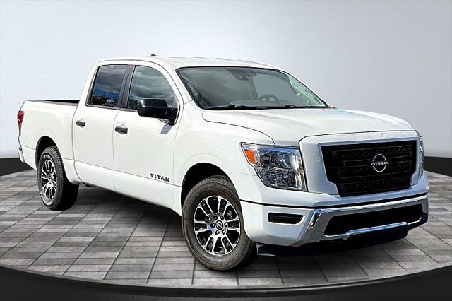 2023 Nissan Titan Crew Cab SV 4x2