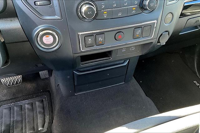 2023 Nissan Titan Crew Cab SV 4x2