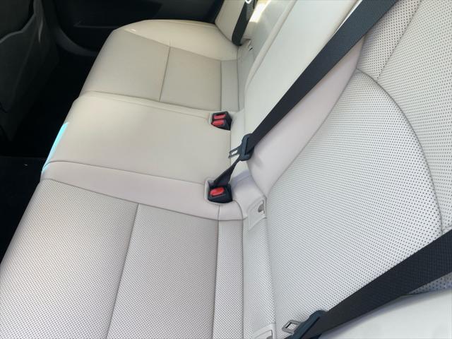 2024 Lexus ES 350 Unknown